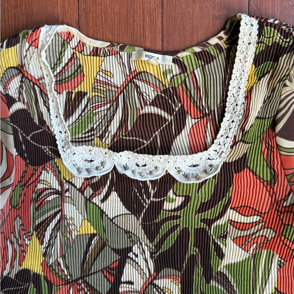Colorful Leaf Print Blouse with Crochet Detail - Picture 2 of 7